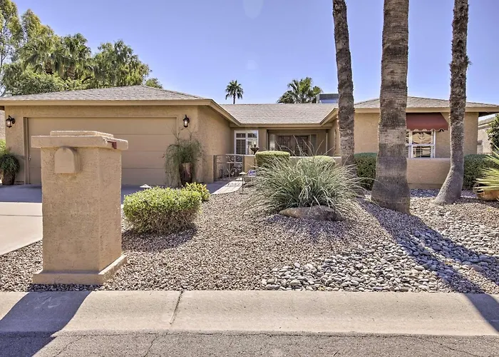 Stunning W/ Beautiful Views! Sun Lakes
