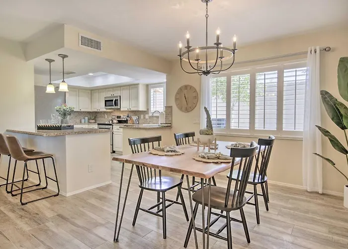 Holiday home Stunning W/ Beautiful Views! Sun Lakes