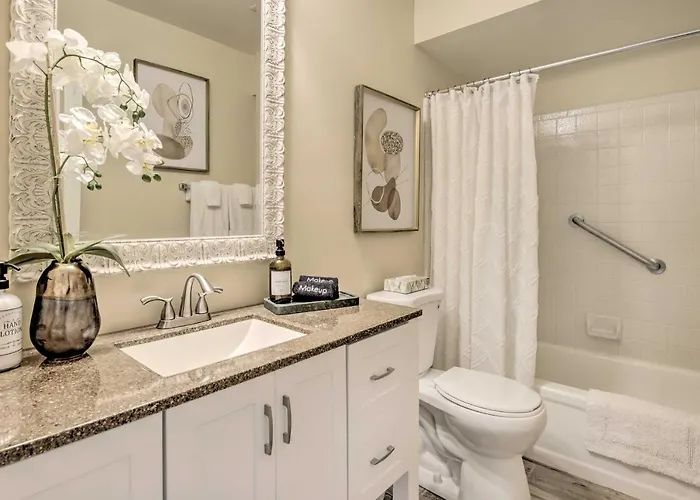 Stunning W/ Beautiful Views! Holiday home Sun Lakes