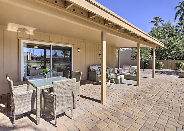 Stunning W/ Beautiful Views! Holiday home Sun Lakes